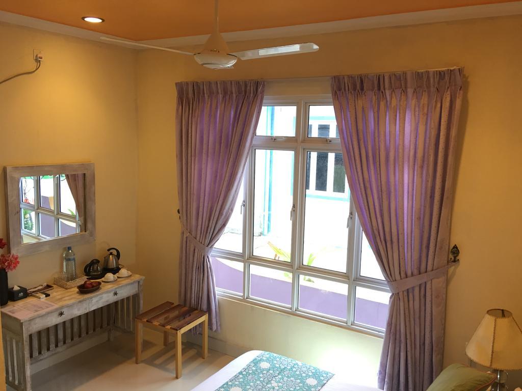 Huraa East Inn エクステリア 写真